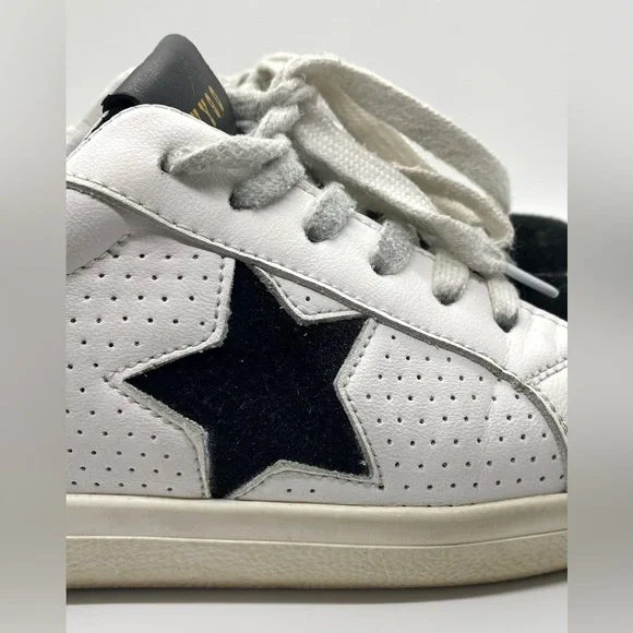 Steve Madden Womens 7M Starling Star White Black Gold Sneakers Sporty Activewear - Picture 8 of 16